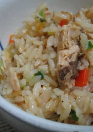 鮭缶で炊き込みごはん-レシピのメイン写真