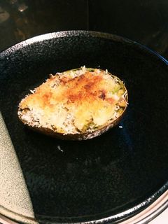 アボカドのカレーマヨ焼き-レシピのメイン写真