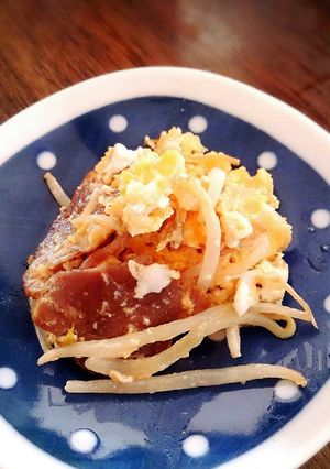 お弁当や朝食に！ベーコンもやしの卵炒め！-レシピのメイン写真