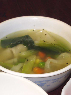 野菜いっぱい♪餃子スープ-レシピのメイン写真
