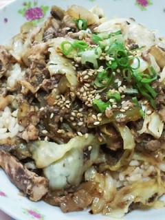 サバ水煮缶の味噌生姜丼-レシピのメイン写真