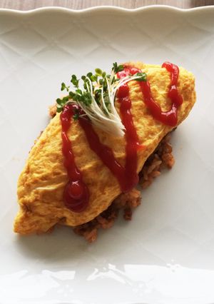 残ったハンバーグでオムライス-レシピのメイン写真