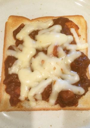 簡単で適当なカレーチーズトースト-レシピのメイン写真
