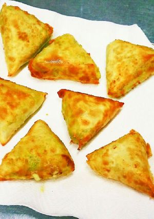 とろ➰りアボカドチーズささみ春巻皮サルサ-レシピのメイン写真