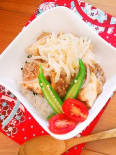 レンジで簡単☆厚揚げのそぼろあんかけ丼。-レシピのメイン写真