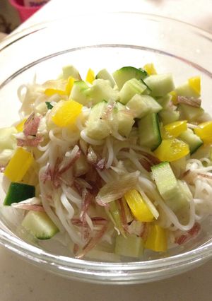 少しだけ余ったそうめんをサラダに変身！-レシピのメイン写真