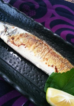 秋刀魚の塩焼き。TVで見た綺麗焼ける方法-レシピのメイン写真