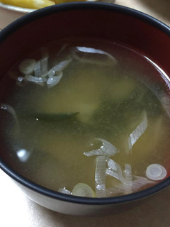 ワカメとネギの味噌汁-レシピのメイン写真