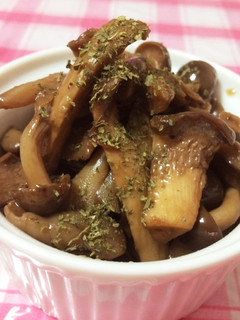 たっぷりきのこのバルサミコソテー-レシピのメイン写真