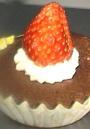 レンジで簡単！いちご＆ココアカップケーキ-レシピのメイン写真