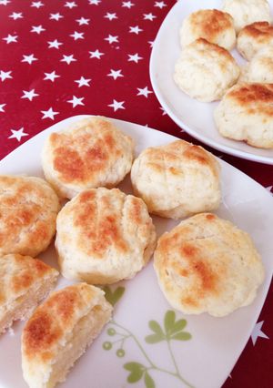 かりふわ♡食パン包んでミニメロンパン♪-レシピのメイン写真