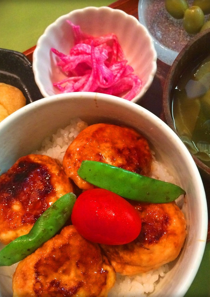 ふわふわがたまらない！ささみのつくね丼-レシピのメイン写真