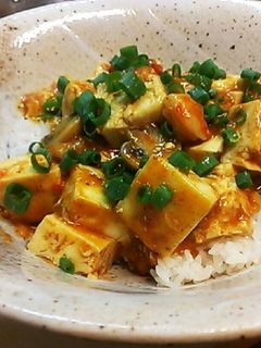 トムヤム麻婆丼&トムヤム麻婆豆腐。激辛!-レシピのメイン写真