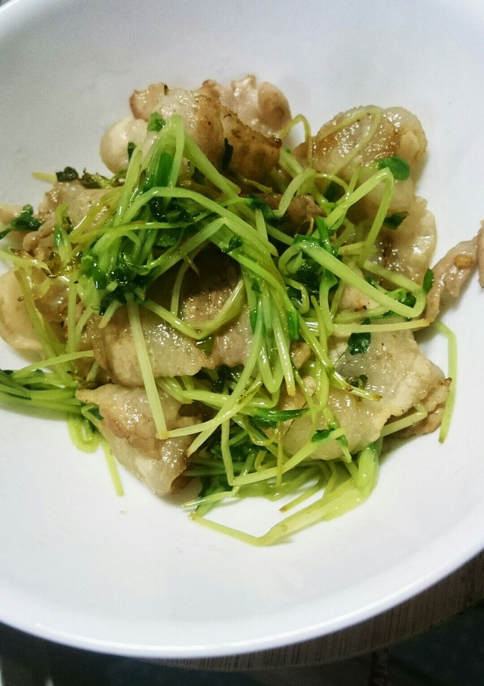 ささっと☆豆苗と豚肉のさっぱり炒め-レシピのメイン写真