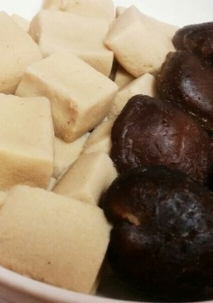 こうや豆腐と干ししいたけの煮物-レシピのメイン写真