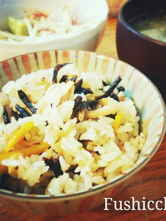 長ひじきツナ♡モッチリ炊き込みご飯-レシピのメイン写真