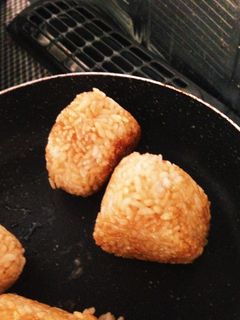 余ったご飯で焼きおにぎり-レシピのメイン写真
