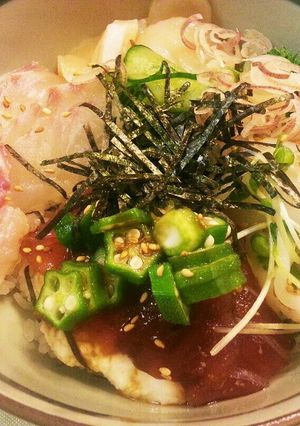 ちょこっとずつ色々食べたい人の海鮮丼♪-レシピのメイン写真