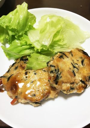 ひじきの煮物でリメイク♥豆腐ハンバーグ-レシピのメイン写真