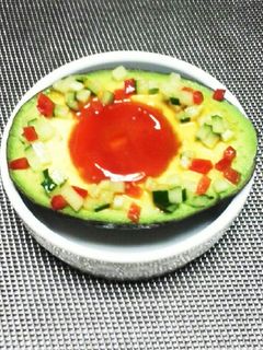 卵黄めんつゆ漬けアボカドココット-レシピのメイン写真