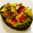 タコとみょうが生姜醤油のアボカドココット