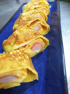 【お弁当】とろ〜りチーズとカニカマ卵焼き-レシピのメイン写真