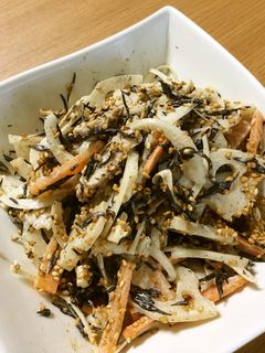 レンコンとひじきのサラダ-レシピのメイン写真