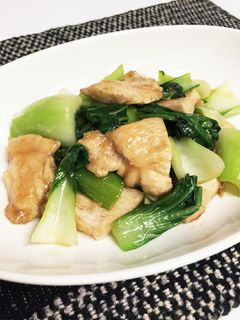 節約&簡単♡鶏胸肉とチンゲン菜の炒め物-レシピのメイン写真