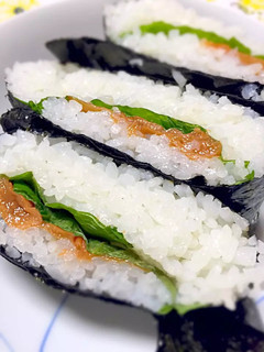 おにぎらず、、梅しそのみでごめんちゃい!-レシピのメイン写真