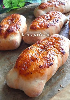 笑いが止まらん(≧∇≦)トマラーマヨパン-レシピのメイン写真