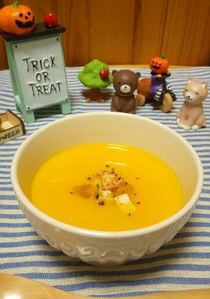 ハロウィンの定番☺パンプキンポタージュ-レシピのメイン写真
