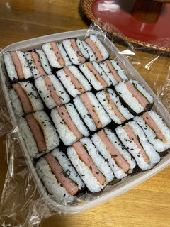 専用メーカーで作るスパムおむすび-レシピのメイン写真