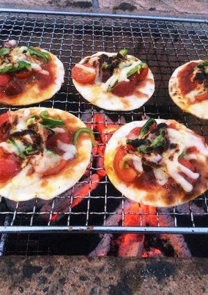 BBQで！スナックピザ-レシピのメイン写真
