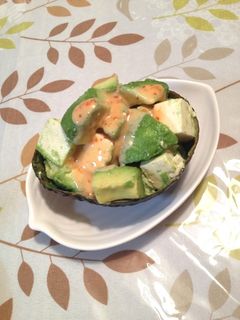 コロコロ豆腐とスイマヨのアボカドココット-レシピのメイン写真