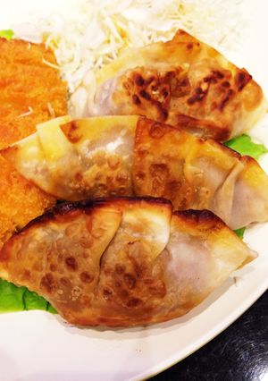 余ったミートソースで揚げ焼き餃子-レシピのメイン写真