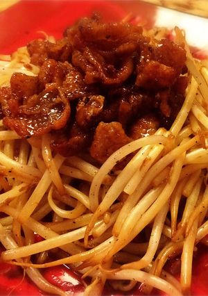 原価30円！？スパイシー鶏皮もやし-レシピのメイン写真