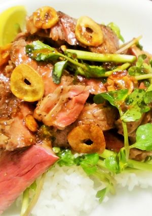 がっつりステーキ丼-レシピのメイン写真