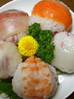 おひな祭り♪かきのもと入り○手まり寿司○-レシピのメイン写真