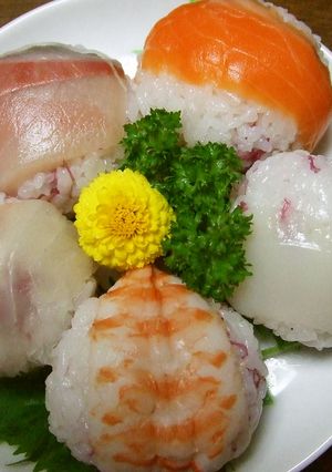 おひな祭り♪かきのもと入り○手まり寿司○-レシピのメイン写真