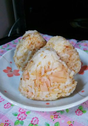 朝食やお弁当に！生姜とおかかのおにぎり✨-レシピのメイン写真