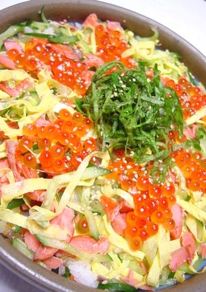 ひな祭りに♪親子ちらし寿司-レシピのメイン写真