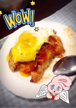 がっつりカフェ飯！豚キムチの月見丼-レシピのメイン写真