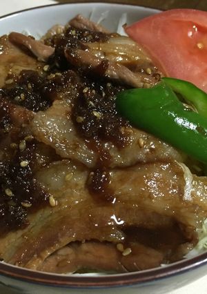 甘辛梨醤油の豚バラキャベツ丼　　　　-レシピのメイン写真