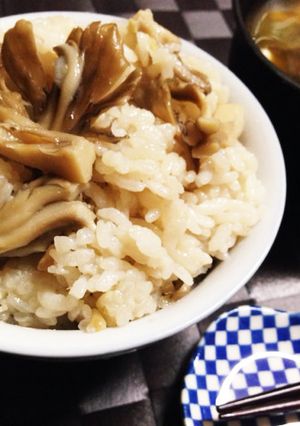 舞茸の炊き込みごはん-レシピのメイン写真