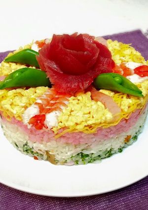雛祭り・ひし餅風ちらし寿司ケーキ-レシピのメイン写真