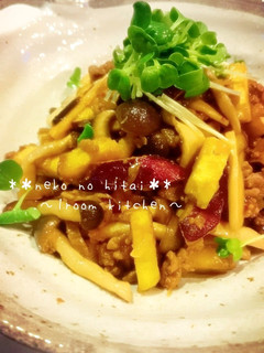 秋の味覚！さつま芋とキノコの麻婆炒め-レシピのメイン写真