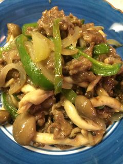 牛肉とピーマンのオイスターソース炒め-レシピのメイン写真