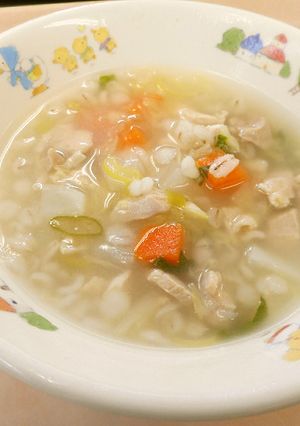 押し麦のスープ【保育園給食】-レシピのメイン写真