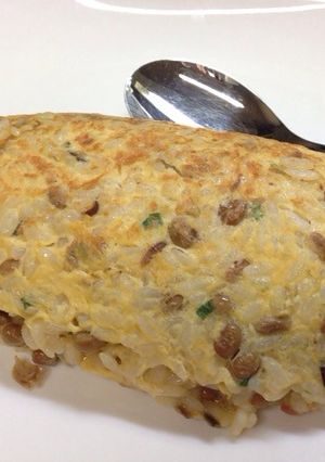 【簡単】混ぜて焼くだけ!納豆オムライス-レシピのメイン写真