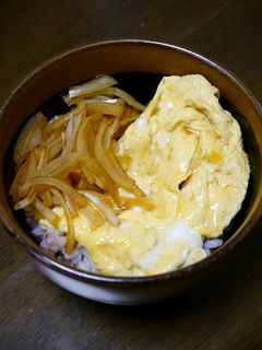 簡単!ふわふわたまご丼-レシピのメイン写真